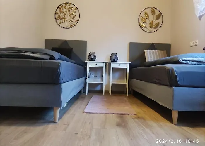 Apartment Ferienwohnung *